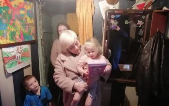 Помощь малоимущим семьям