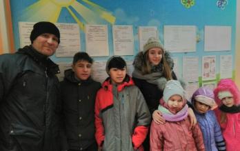 Помощь детскому дому 'Родник'